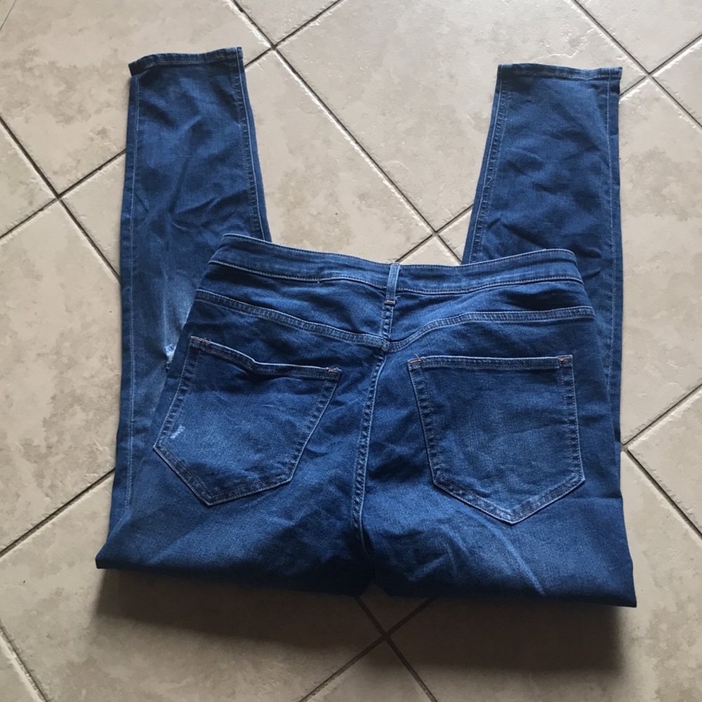 H&M Jeans - Picture 2 of 2